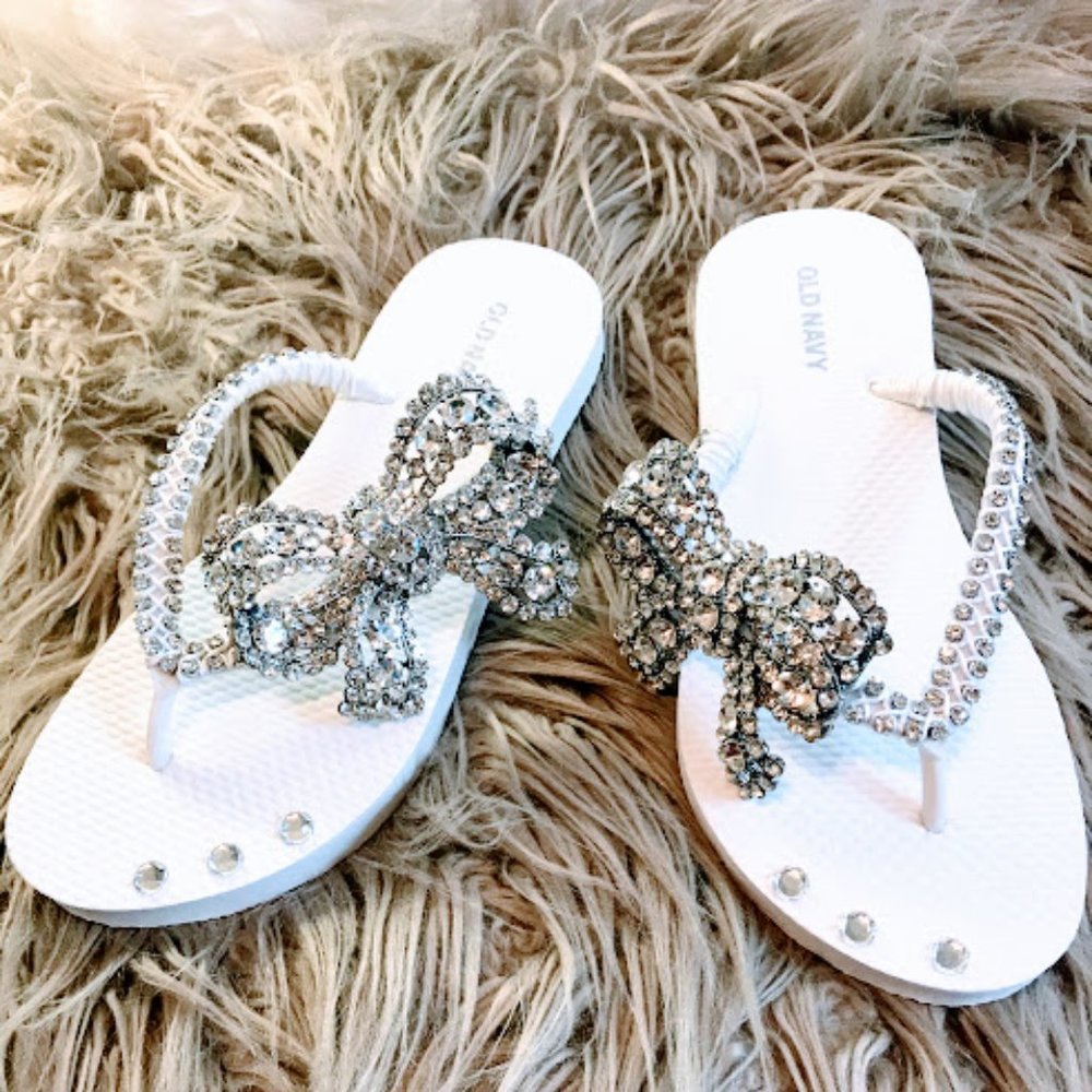 Bridal Flip Flop, Wedding White, Rhinestone, Gift.